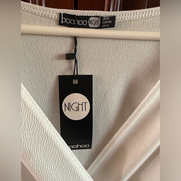 BOOHOO - All white jumpsuit BRAND NEW - Picture 2 of 3